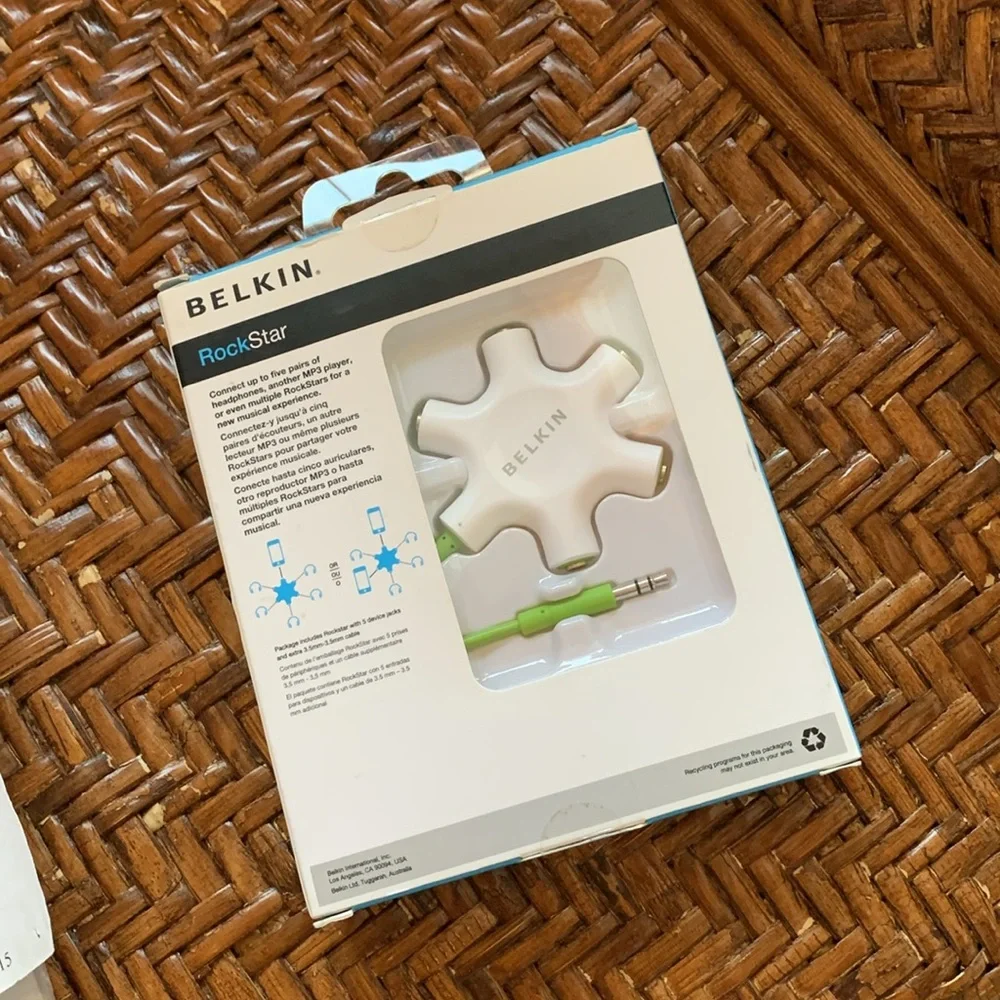 Belkin RockStar connects up to 5 headsets for a musical experience